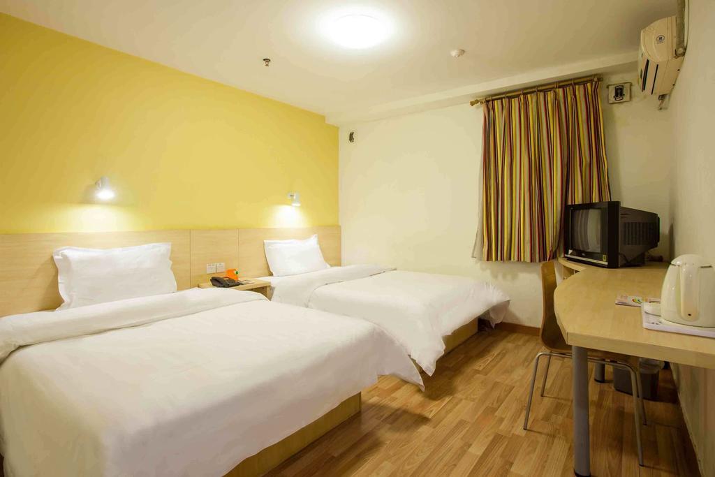 7Days Inn Luoyang Nanchang Road Wangfujing Ruang foto